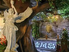 -暴风岛沉浸式体验馆(百联世纪店)