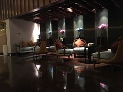 -浅深(世茂滨江精品店)