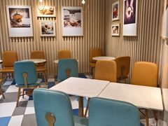 -85度C(生甜甜圈研究工坊·上海平凉店)
