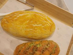 咸蛋黄芋泥包-喜茶(贵阳国贸逸天城店)