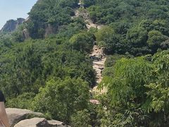 -灵岩山风景区