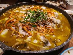 -山城外·非遗酸菜鱼(财富中心店)