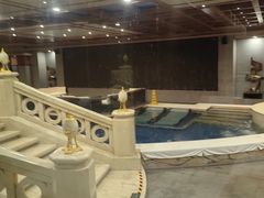 -碧中海汤泉汗蒸酒店