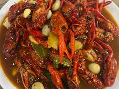 -潜江油焖大虾·小龙虾10年老店(清泉路店)