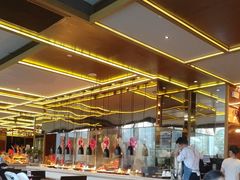 -大中华希尔顿酒店-念自助餐·嗨啤·小龙虾