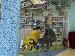 -乐悠游亲子游泳俱乐部