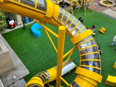 -王府井奥莱临潼小镇(临潼店)