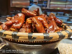 -野山舂·贵州现舂酸汤火锅(鸿通城店)