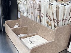 -喜茶(上海淮海中路渔阳里店)