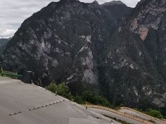 -香格里拉大峡谷巴拉格宗国家级风景名胜区丽江中旅旅游质量服务点