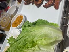 -小河公主秘制烤羊腿(小绿谷店)