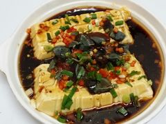 皮蛋豆腐-环宇草鸡店·特色炒鸡