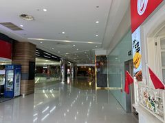 -百年港湾奥特莱斯(香炉礁店)