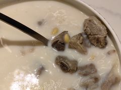 黄豆排骨汤-梅飞酒家(名辉豪庭店)