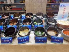 自助调料区-锤头鲨毛肚海鲜烤肉自助餐厅(国购广场店)
