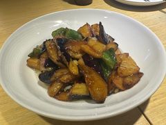 -关东小磨东北菜(上海长风大悦城店)