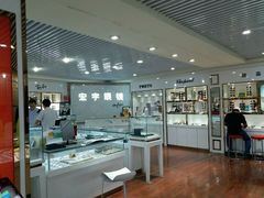 -宏宇眼镜蔡司依视路折扣店(兆佳眼镜城店)