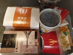 -麦当劳(哈西万达店)