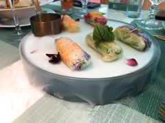 漫步花开彩虹卷-蜜桃花开·中西融合菜E&W(南长街店)