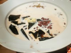 -RUXU入续糖水铺与包(卓悦中心店)