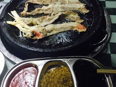 -韩红石板肉(范西路店)