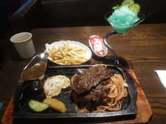 -许榴香西餐厅(台东步行街店)