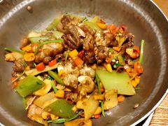 嫩仔姜炒牛蛙-吃饭皇帝大土家民族菜(正大广场店)
