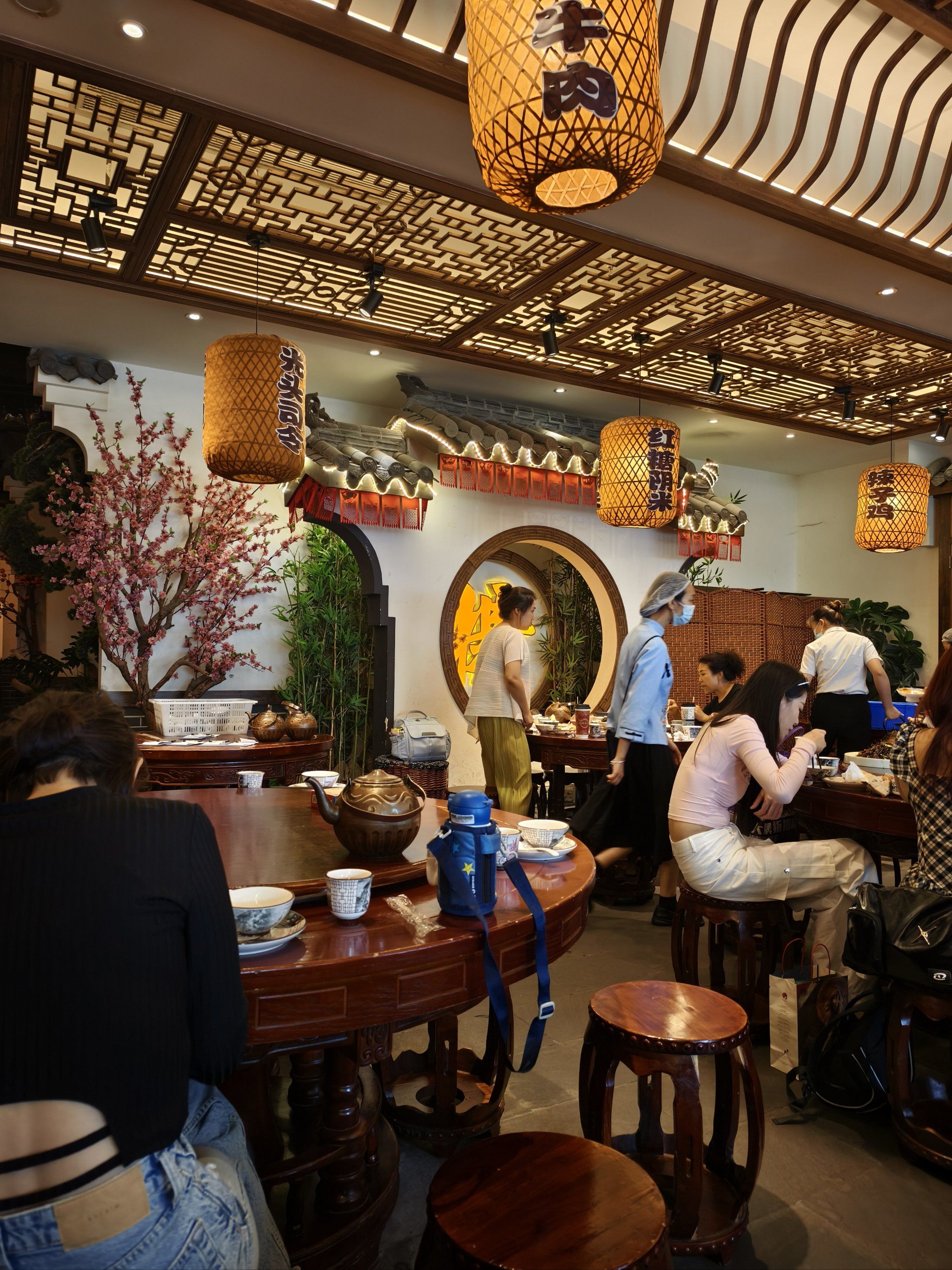 第一次吃杨记隆府