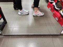 -王府井奥莱临潼小镇(临潼店)