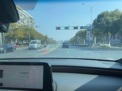 -DQ·蛋糕·冰淇淋(龙湖狮山天街店)