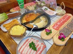-热火朝天鲜切牛肉火锅(南强街巷店)
