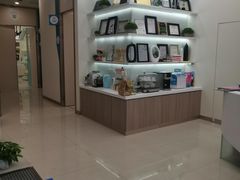 -维乐口腔(美维云门诊陆家嘴店)