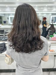 -镁连社·美联社