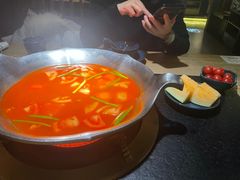 -湊湊火锅·茶憩(上海合生汇店)