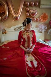 点击看大图 -GRACE KELLY婚纱与礼服(北京店)