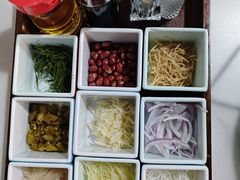 -明本湛江鸡•海鲜小厨(陈家祠店)