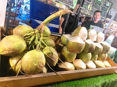 -席娜卡琳火车铁道夜市