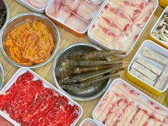 -杨老板·海鲜集市火锅·鲜切牛肉(中防万宝店)