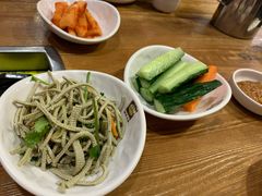 -喇喇排骨火锅·传统韩式脊骨汤(望京西园总店)