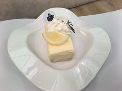 伯爵茶柠檬蛋糕巴斯克-亼亼一生(南马道巷店)