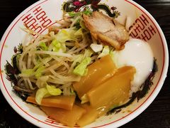 -拉面莊夢語＆中华料理八椿
