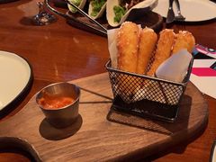 莫扎里拉芝士条-Shanghai Brew House上海啤酒工坊(老外街店)