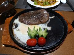 -戈尔登酒店·满堂彩咖啡厅