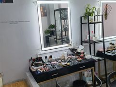 -ME觅妆·定制美妆·彩妆私教(菱角湖店)