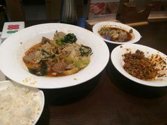 -成都你六姐·牛肉冒菜(城市集市合生汇店)