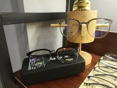 -肆兮眼镜·蔡司·徕卡战略合作店(大坪店)