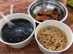 -三真丸子美食坊(故宫路店)