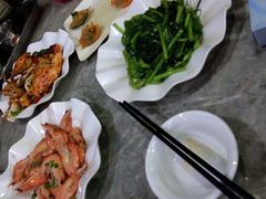 -亚龙湾8号(丁村万人海鲜广场店)