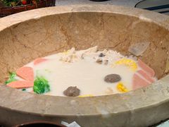 -云荷里·蒸汽石锅鱼·云南菜(中发百旺店)
