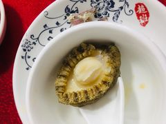 鲍鱼-花苑美食横琴生蚝火锅(拱北粤华路店)
